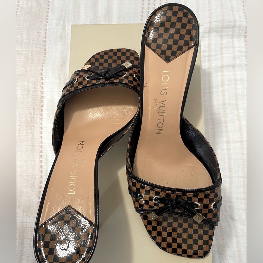 Louis Vuitton Damier Ebene brown and black checker printed kitten heel